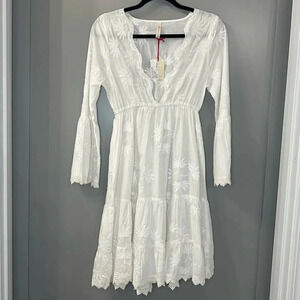 NWT RAGA Jaya Dress White Embroidered Floral Mini Dress Bell Sleeves Size S
